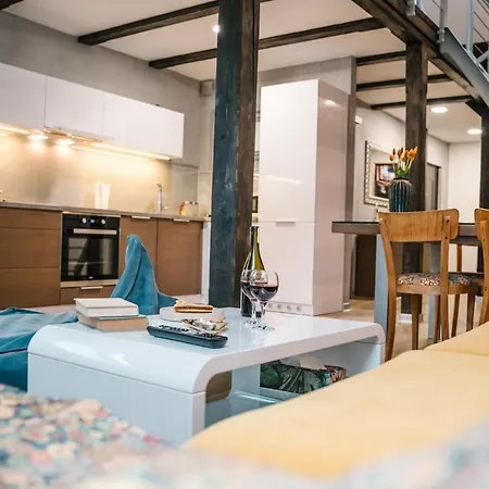 V Sovom Hniezde * Banská Štiavnica