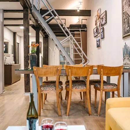 V Sovom Hniezde Banská Štiavnica